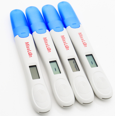 ชุดทดสอบการตั้งครรภ์อย่างรวดเร็วแบบดิจิตอลที่ชัดเจนพร้อมการตอบสนองครั้งแรก
